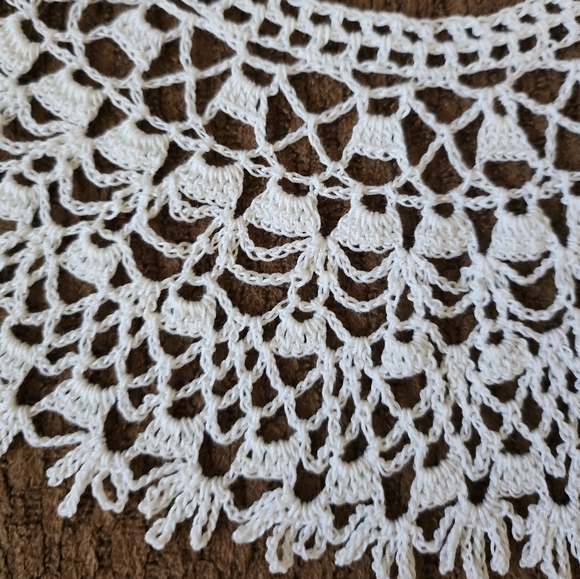VINTAGE Handmade Crochet Lace Dress Collar - Picture 6 of 12